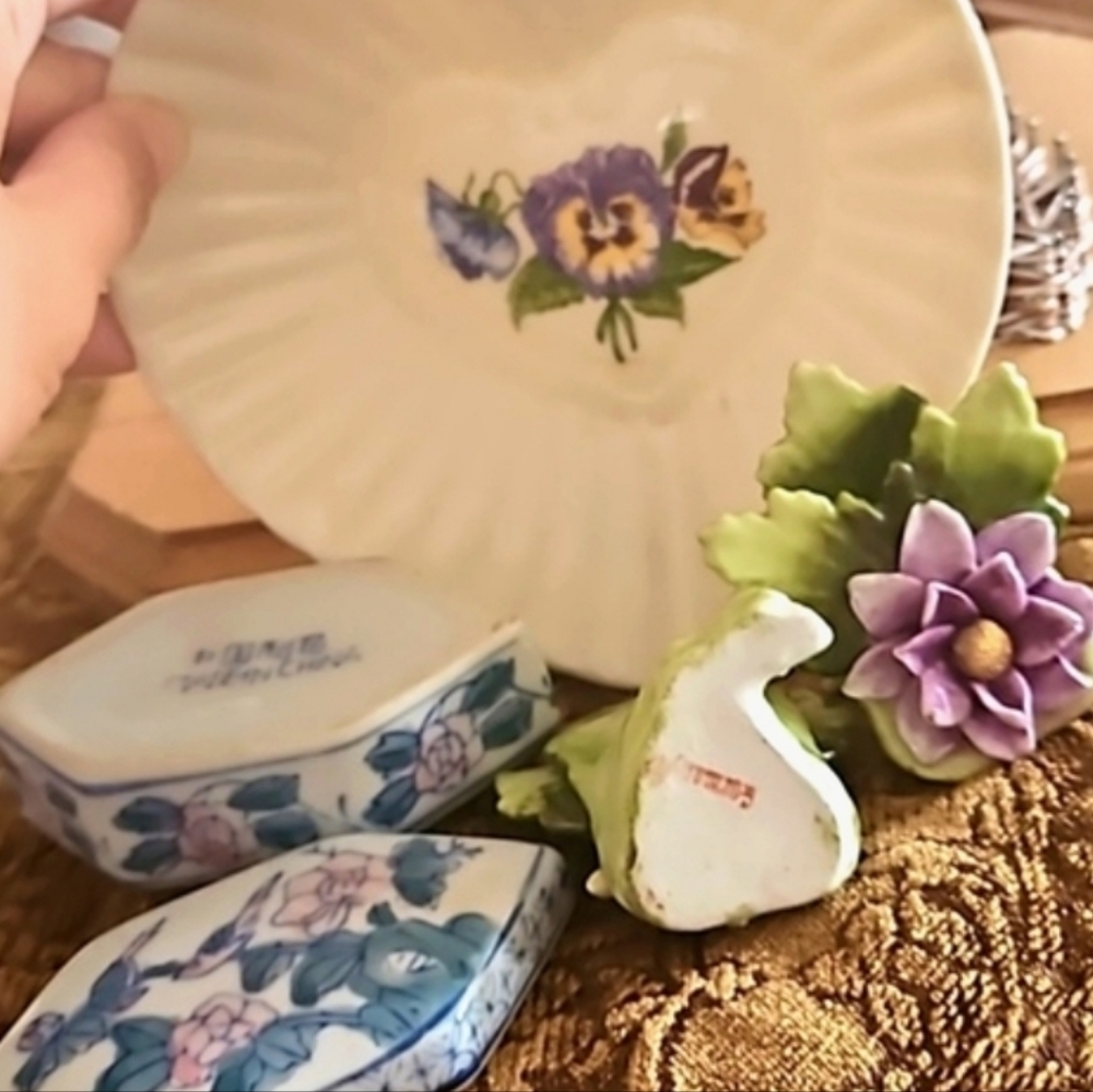 😲 4 RARE Marked (ALL) vtg collectibles matching Around world Germany Ireland Ch